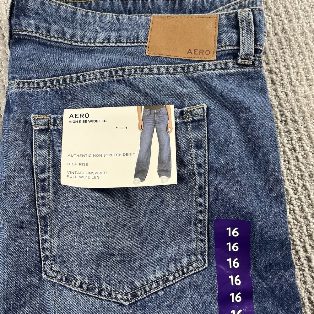 Aeropostale Womens High Rise Wide Leg Jeans Light Wash Denim Size 16 NWT